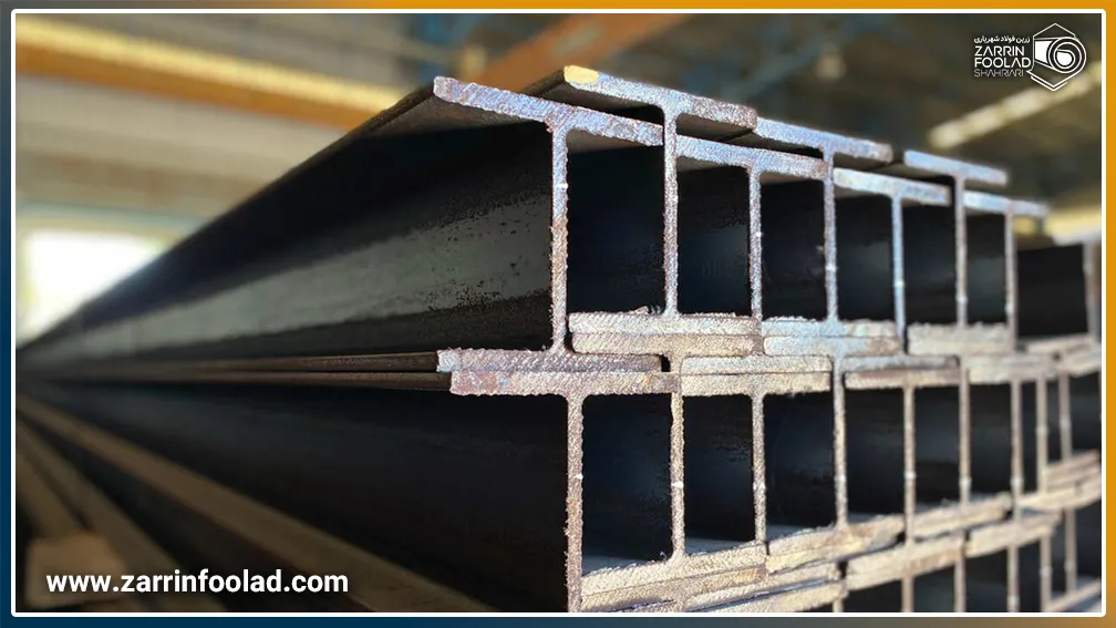 تیرآهنهای انبار شده
