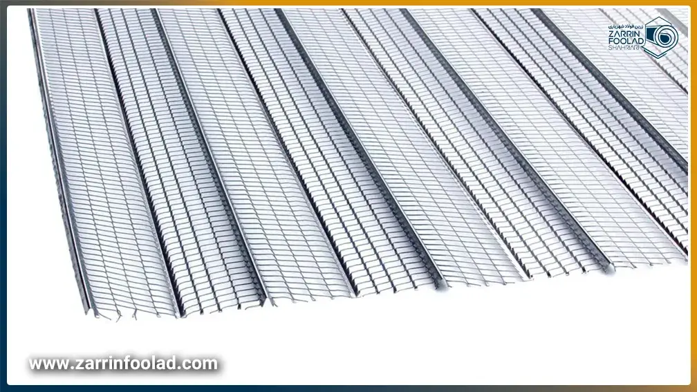 سقف فلزی روفیکس در پس زمینه فلزی