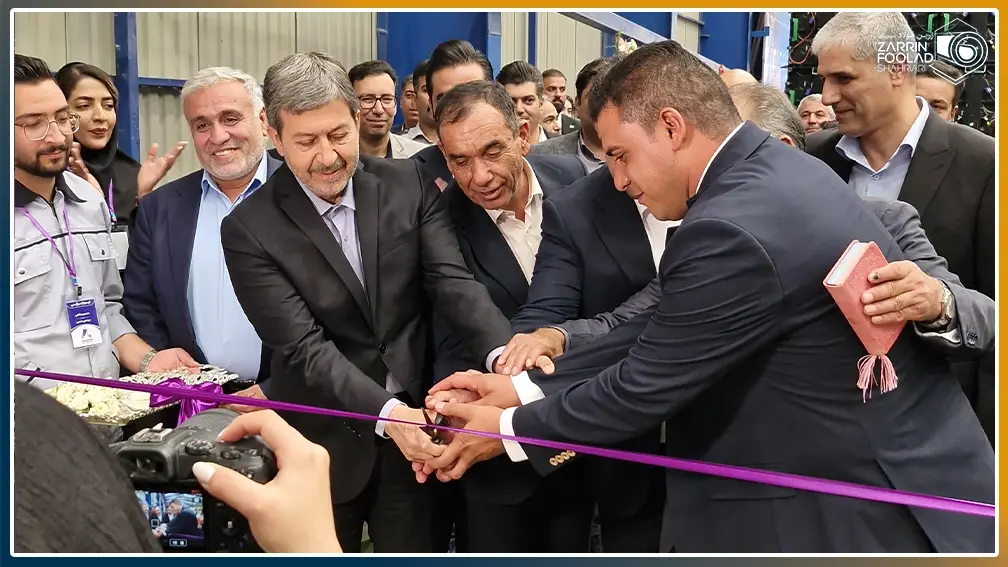 عکس از بریدن ربان خط تولید ورق رنگی آرند